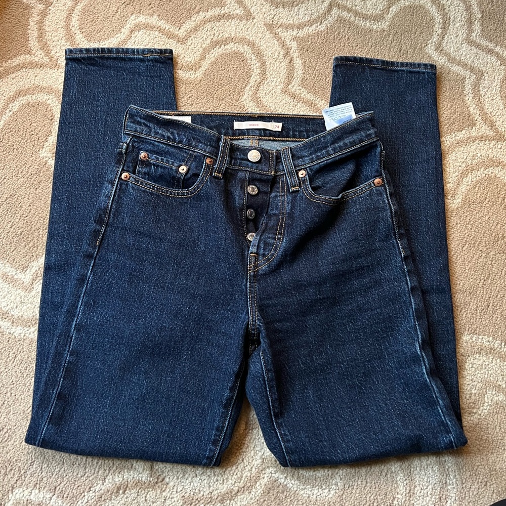 Levi’s Wedgie Fit Jeans